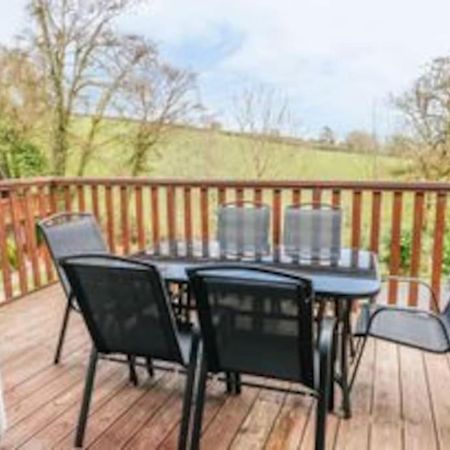 3 Bedroom Lodge With Hot Tub On Lovely Quiet Holiday Park In Cornwall Gunnislake Luaran gambar