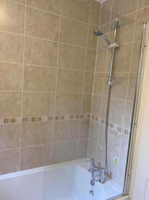 3 Bedroom Lodge With Hot Tub On Lovely Quiet Holiday Park In Cornwall Gunnislake Luaran gambar