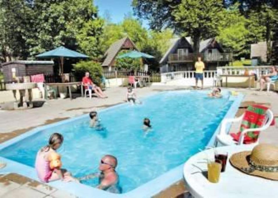 3 Bedroom Lodge With Hot Tub On Lovely Quiet Holiday Park In Cornwall Gunnislake Luaran gambar
