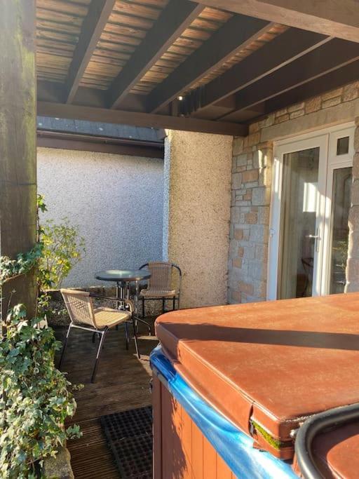 3 Bedroom Lodge With Hot Tub On Lovely Quiet Holiday Park In Cornwall Gunnislake Luaran gambar